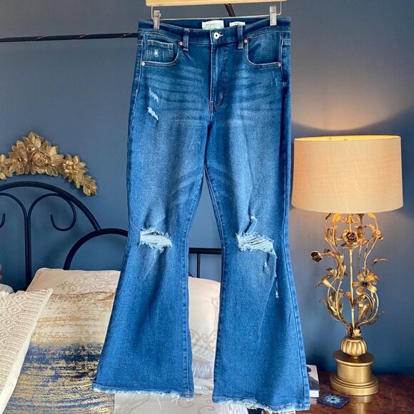 Re Generation by Celebrity  Pink Flower Flare Jeans - Picture 2 of 7